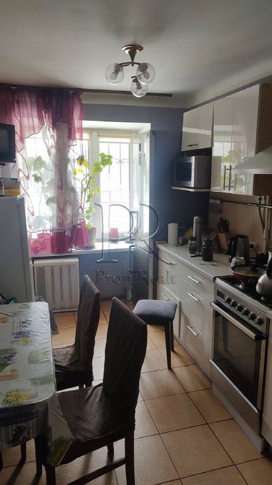 Продаж 3к кв Лісовий проспект/Мілютенко/Братиславська/метро Лісова/