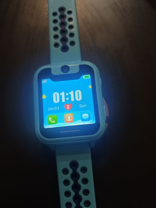 Inteligentny zegarek dla dziecka (Smartwatch) – Latarka, Aparat, SOS