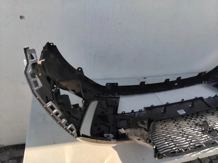 zderzak przód przedni peugeot 2008 ii 2019->