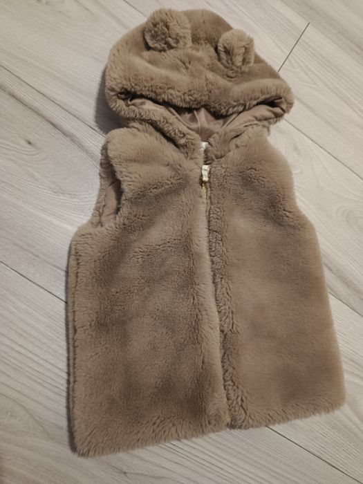 Futrzana kamizelka h&ma dla dziewczynki r.86