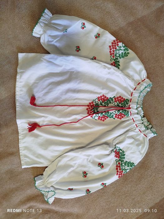 Вишиванка для дівчинки