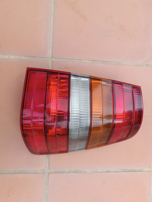 Mercedes s124 farolim direito