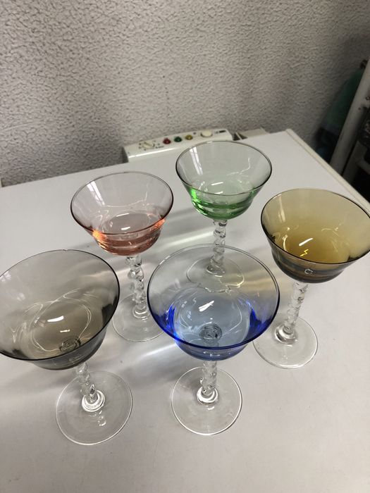 5 taças de champanhe antigas