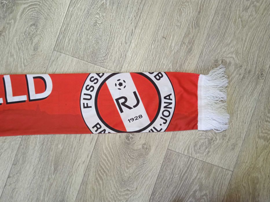 Шарф (шелк) фанатов Швейцарского ФК Рапперсвиль-Йона Rapperswill-Jona