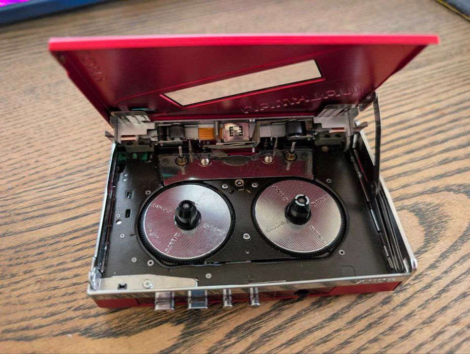 Ретро Касетный плеер SONY WALKMAN Walkman WM-101