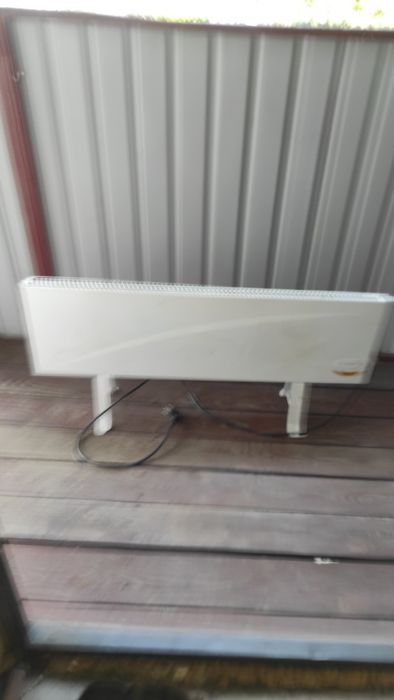 продаю електричні обігрівачі.