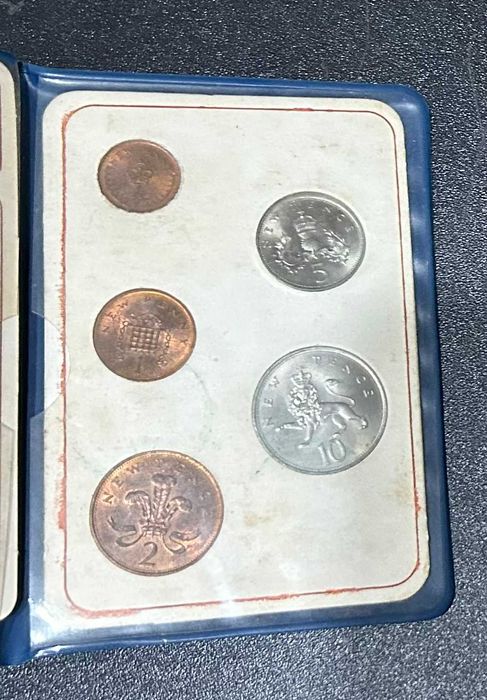 Numismatica - British First Decimal Coins