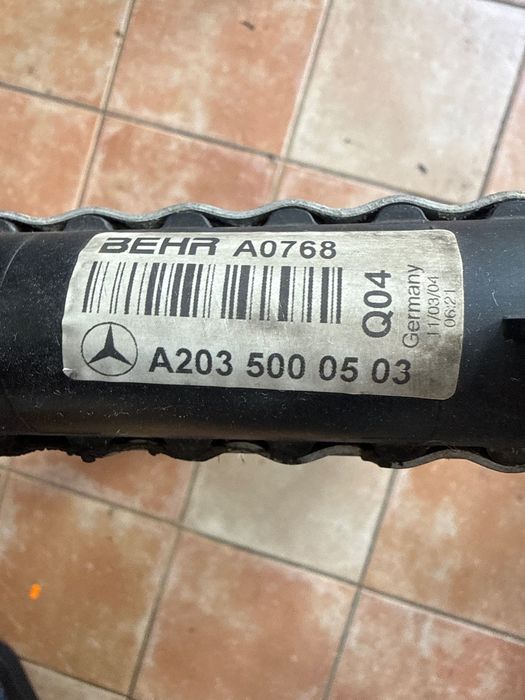Radiador agua/ oleo cx automatica para Mercedes W203