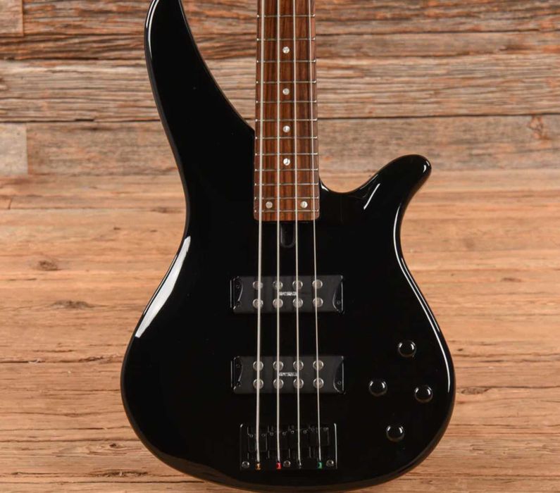 Baixo Yamaha RBX 374 Black 4 cordas pouco uso (como novo)