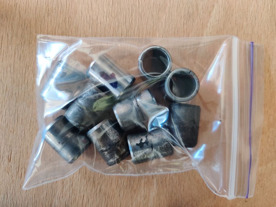 Направляющая двигателя , втулка, Yamaha bws, slider, aerox, gear,champ