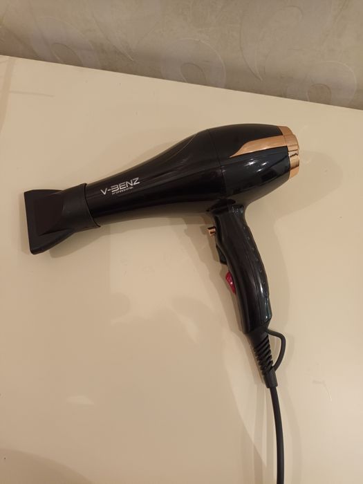 Продам фен профессиональный