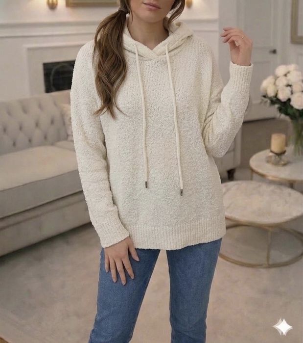 Kremowy swetr sweter z kapturem
