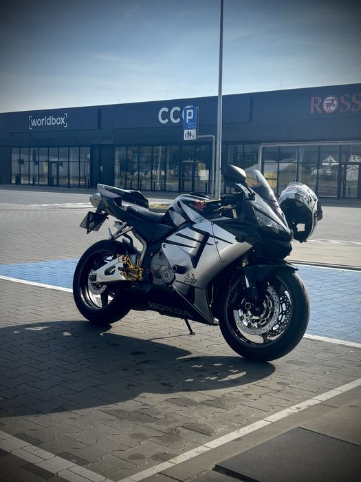 Honda CBR 600RR, pc37
