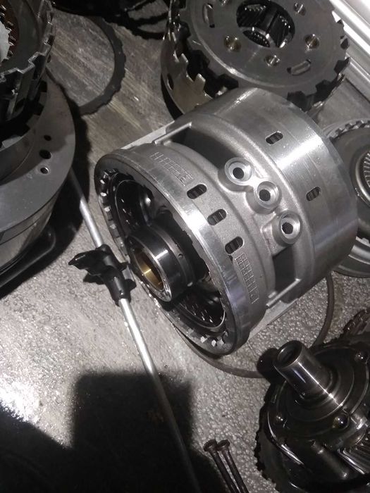 5HP19 запчастини АКПП  масляный насос по запчастям   с Ауди А6 Фольцва