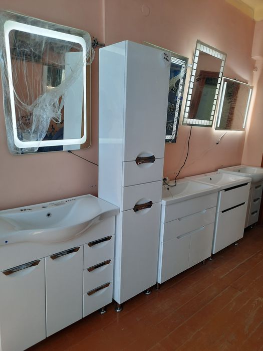 Меблі у ванну кімнату