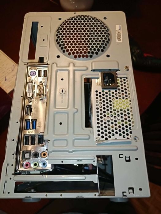 Komputer Asus Terminator 2, ASRock AD2550, Win10