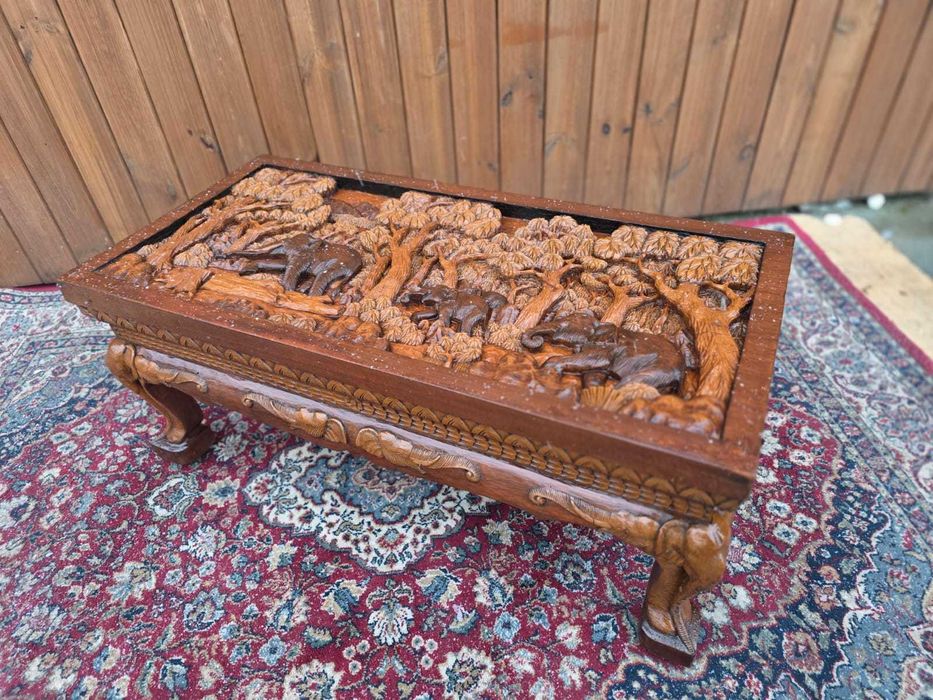 Ręcznie rzeźbiona indyjska ława z litego drewna #2207 Stylowy Węgrów