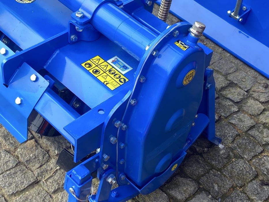 Fresa agricola reforçada caixa de velocidades de carretos