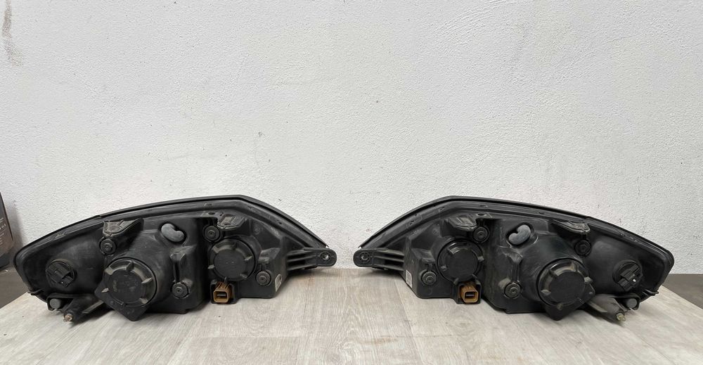 Óticas Hyundai Coupe III (02-09)