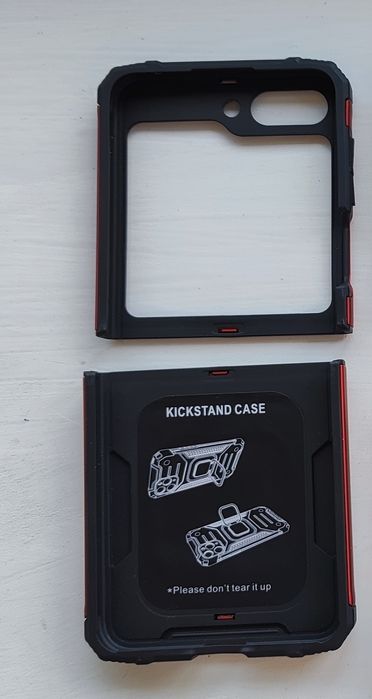 Продам чохол на Samsung Flip5