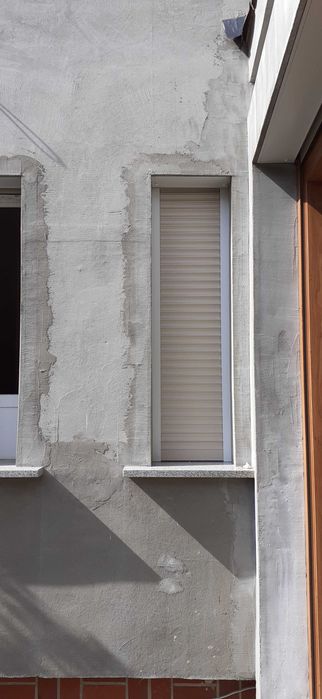 Sprzedam okno plastikowe z roletą zewnętrzną