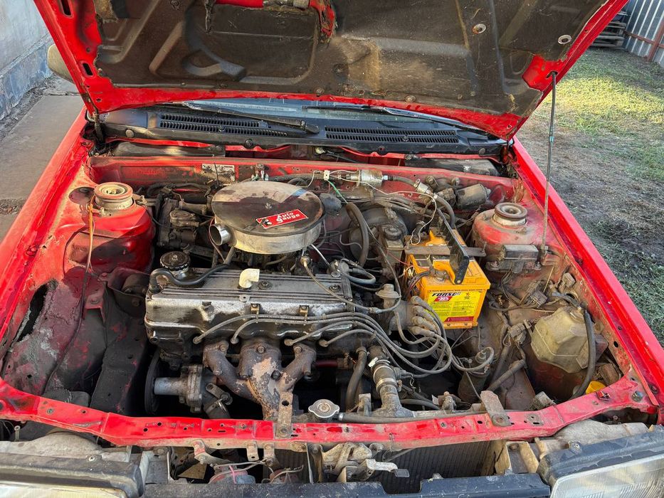 Продам Mazda 323