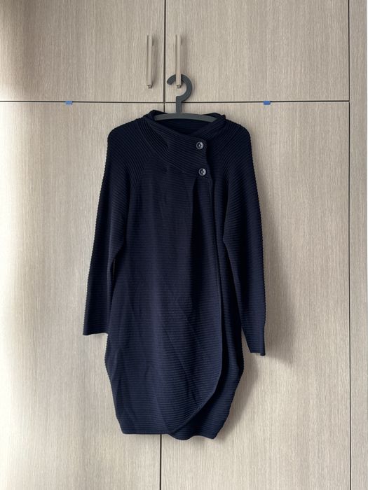 So Cachemire navy blue cardigan sweater NEVER WORN