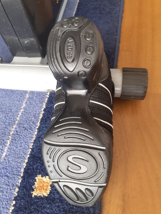 Buty snicersy. Rozmiar 37