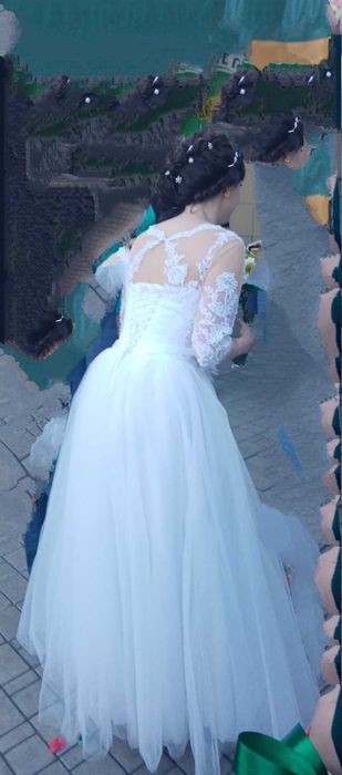 Piękna suknia ślubna