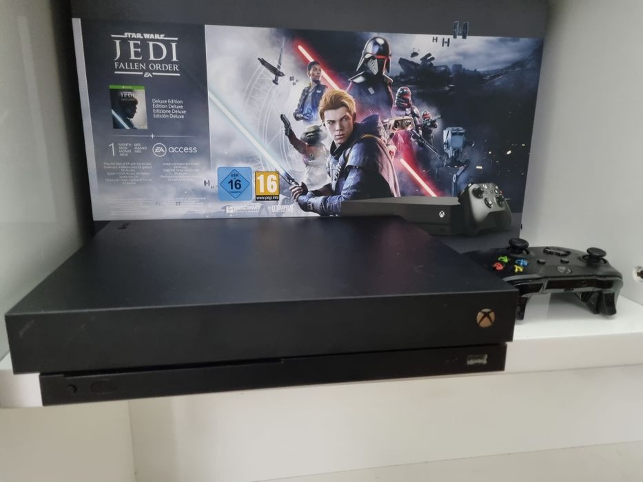 Xbox one X como nova