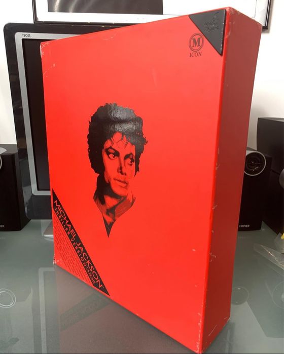 Фигурка 1/6 hot toys mis 09 MICHAEL JACKSON – THRILLER: 15 000 грн
