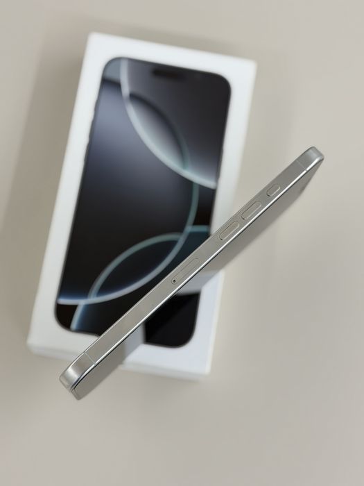 Iphone 16 Pro Max 256Gb Ac/ Retomas