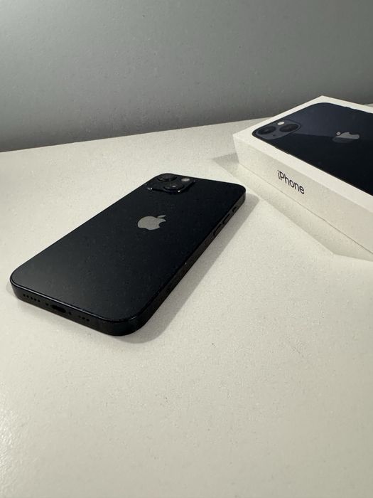 Iphone 13  black 128Gb