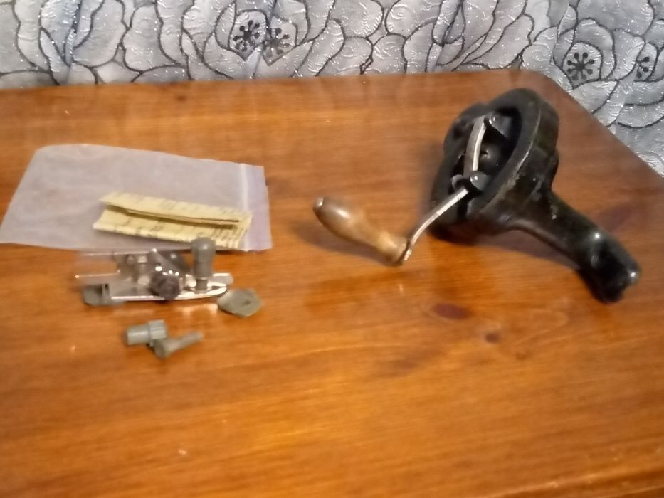 Швейна машинка Подільська ножна