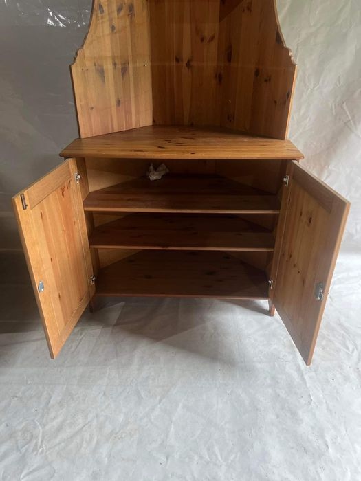 Regał sosnowy narożny