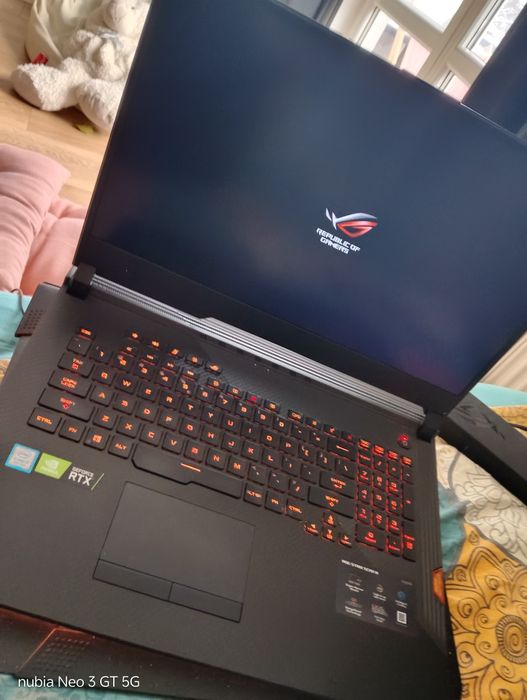 Asus rog strix scar iii laptop gamingowy