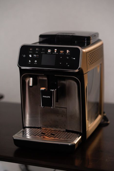 Кавомашина/кавоварка Philips 5400 Series