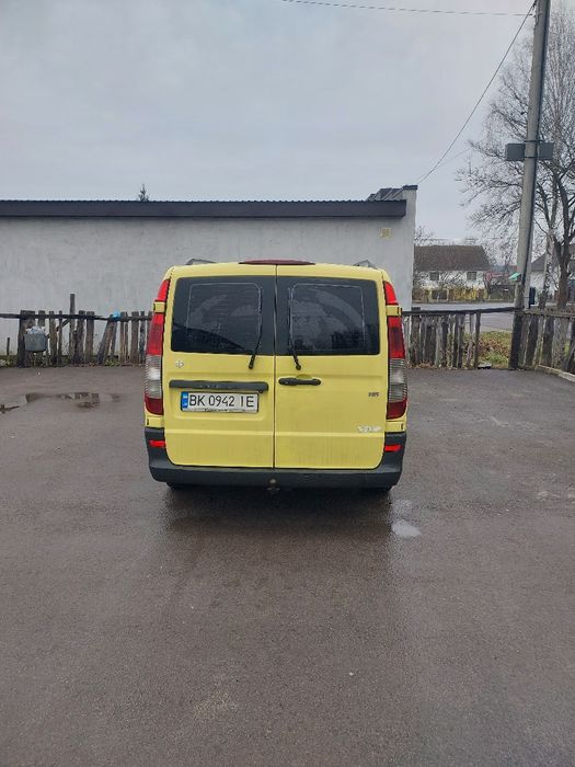 Мерседес Віто Mercedes Vito