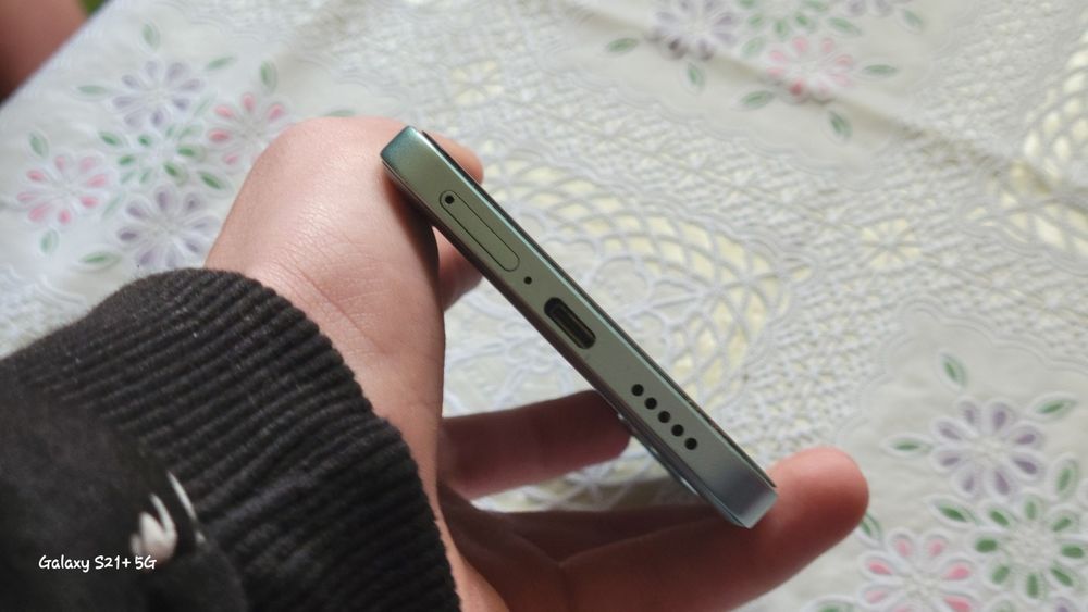 Обмін поко ф6 16/512 гб