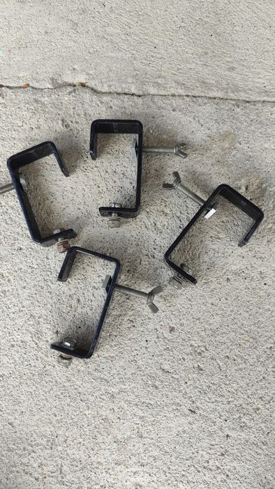 Garras para Luzes Truss