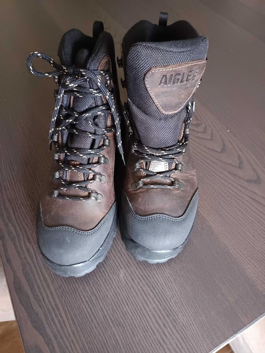 Botas novas de couro de mulher, impermeável, de caminhada
