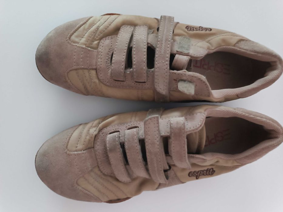 Excelentes ténis Esprit