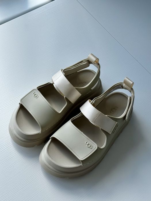 Босоніжки UGG goldenglow