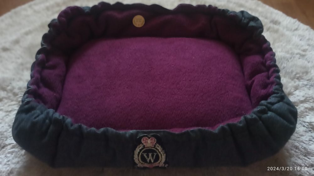 Лежаночки для домашніх улюбленців