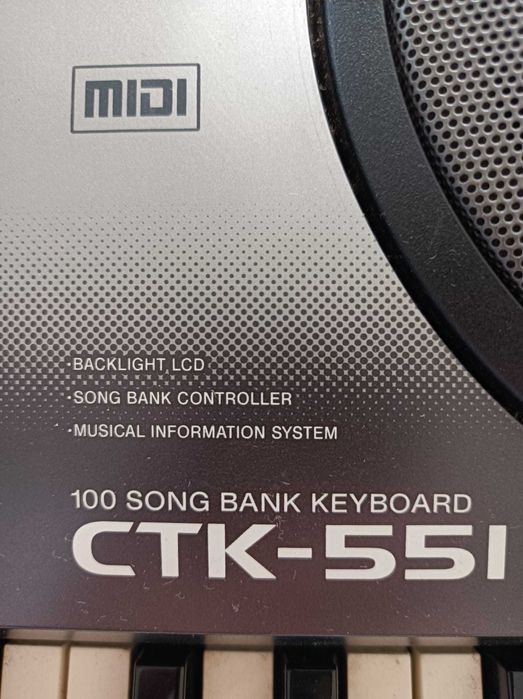 Teclado CTK 551 + livros ensino música