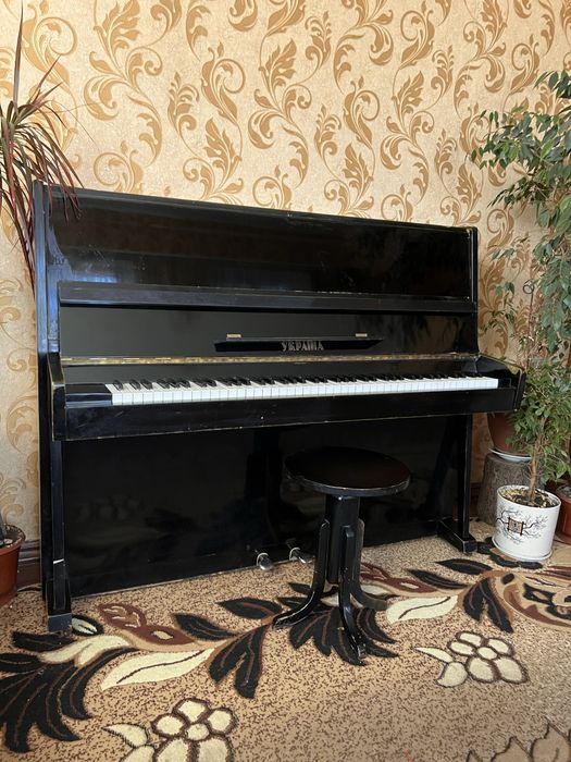 Продам фортепіано