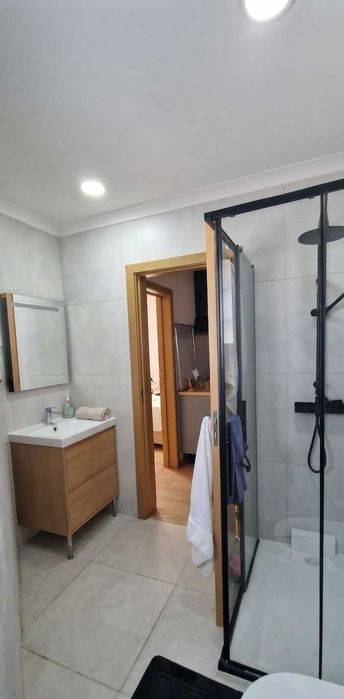 Arrenda-se Moradia T2 em Santa Clara (Coimbra)