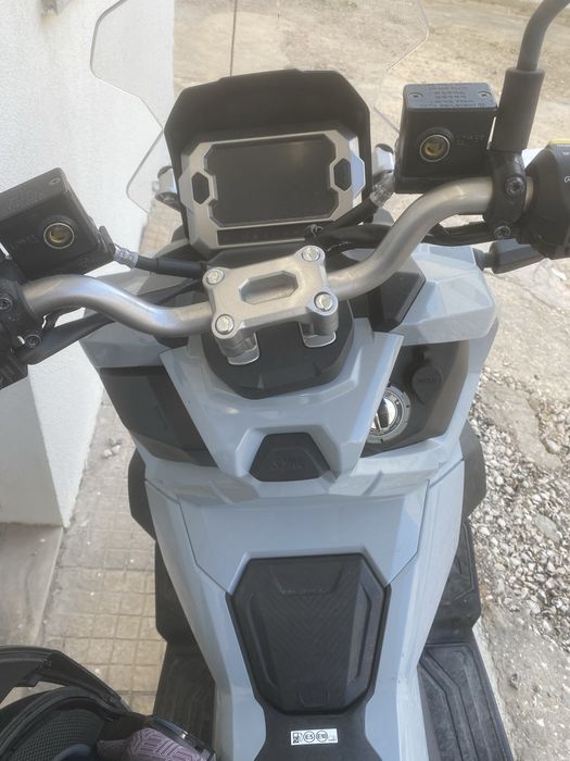 Sym ADX 125 Semi-nova