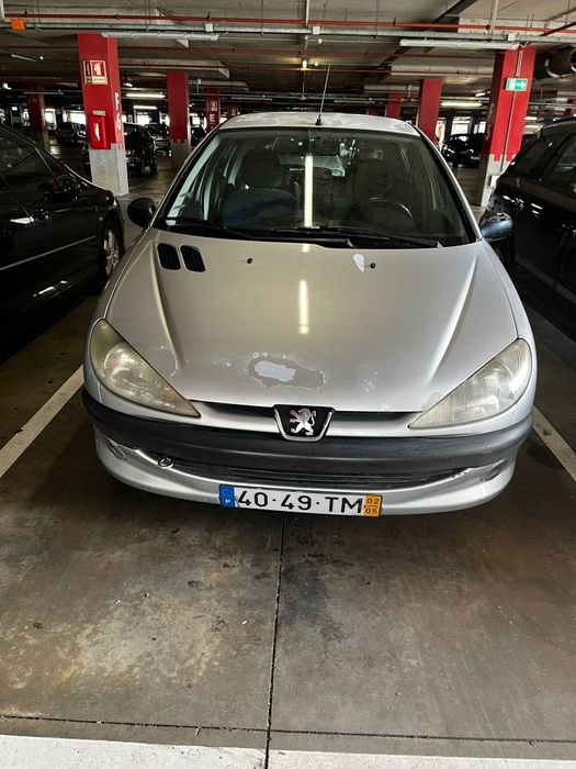 Peugeot 206 ano 2002