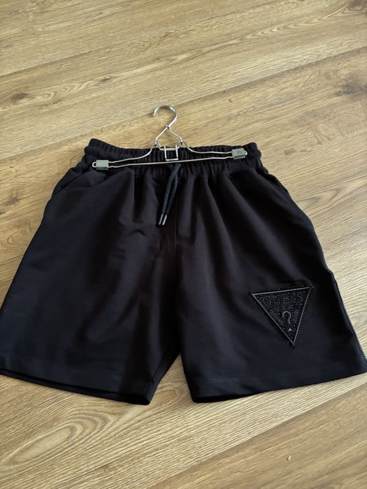 Шорти фірми Guess нові